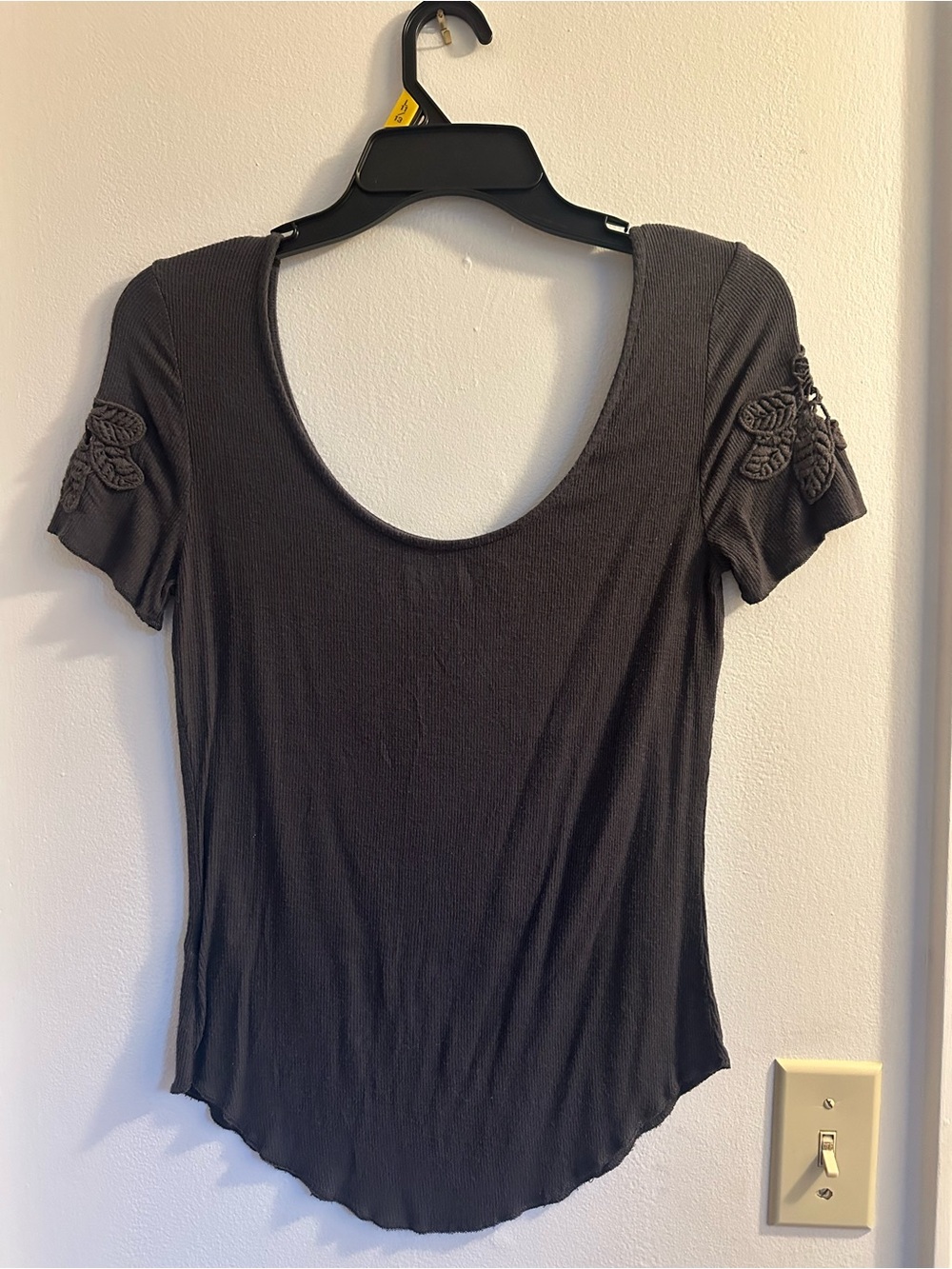 Gray Mudd Short Sleeve Shirt with Lace Floral Pattern on Sleeves